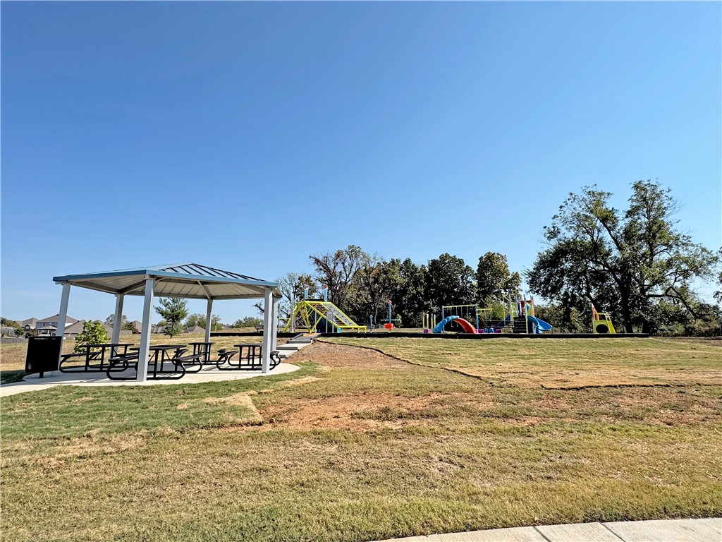 Crescent View - Residential