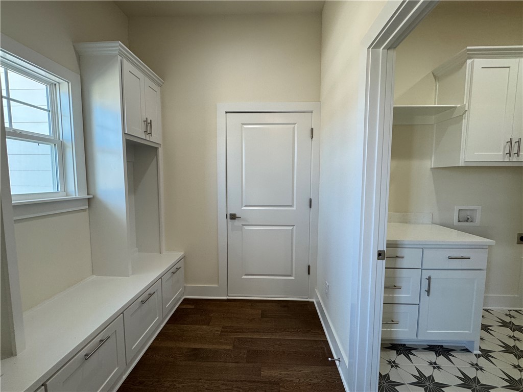 Crescent View - Residential