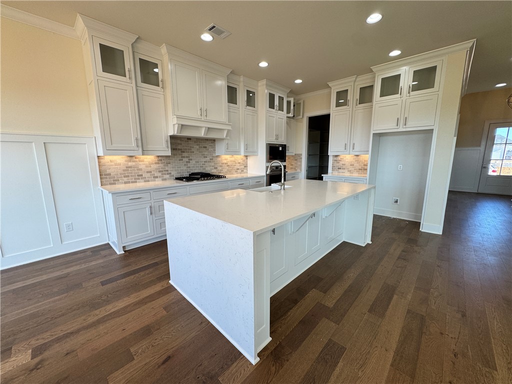 Crescent View - Residential