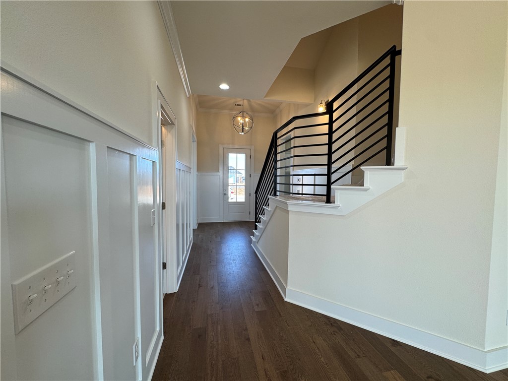 Crescent View - Residential