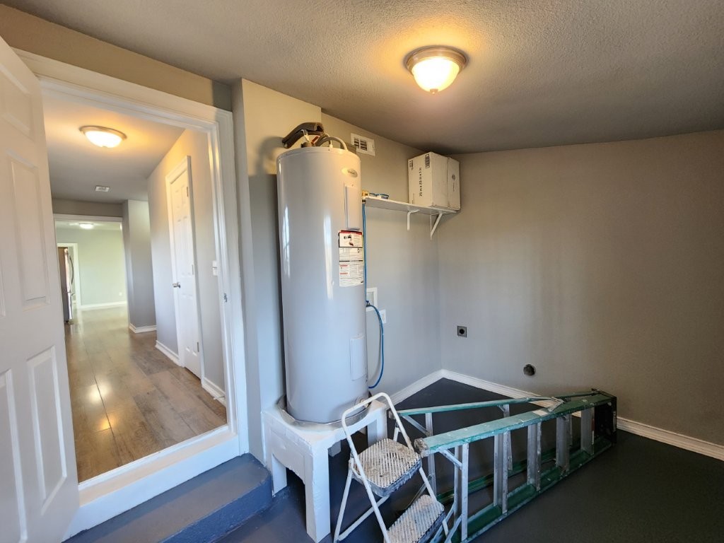 17-19-31-RURAL - Residential