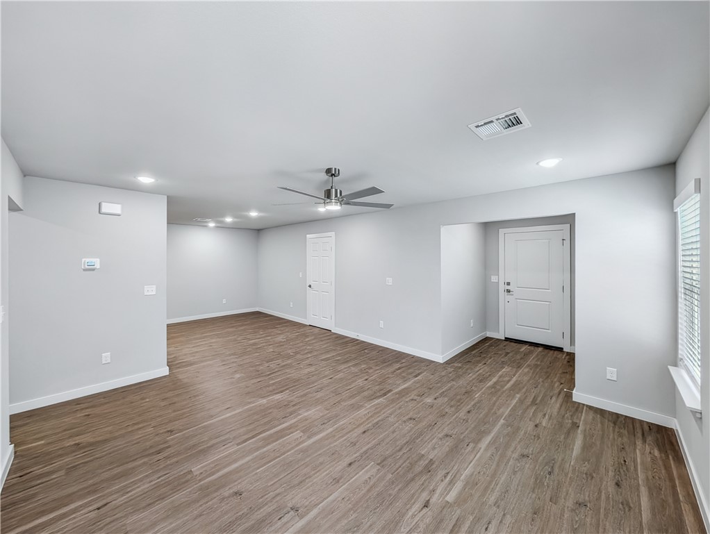 Woodward Park Ph Ii Highfill - Residential Lease