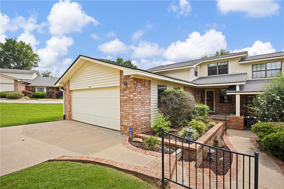 Club Road Village Property Regime - Residential