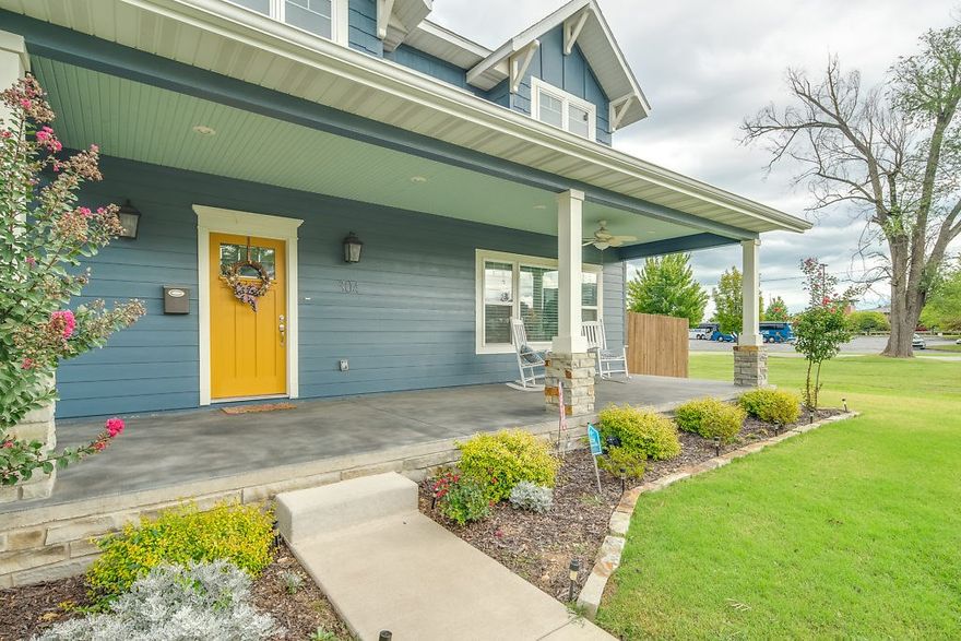 Picture Perfect Craftsman in the Heart of Downtown  Bentonville!   Custom-Built by Dave Marrs in 2017.   Steps from everything in Downtown Bentonville--walk or ride your bike to all the restaurants, Skylight Cinema, coffee shops, farmers market!   You can't get any closer than this!   Highly desired wide-open living concept, thoughtfully designed capturing the perfect blend of old fashion charm yet modern and new features!  Chef-Inspired kitchen with Hidden Pantry and Top of the Line Appliances, 4BRs, 2.5 Baths, Custom Craftsman Details Throughout.  Charming covered Front Porch and Private fenced backyard with Pergola and Firepot.   Detached 3 car garage.   Come live, work and play in Downtown Bentonville!