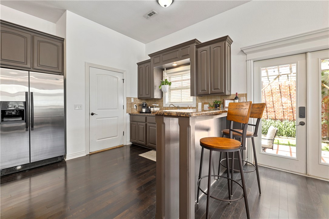 Rupple Row Sub - Residential Lease