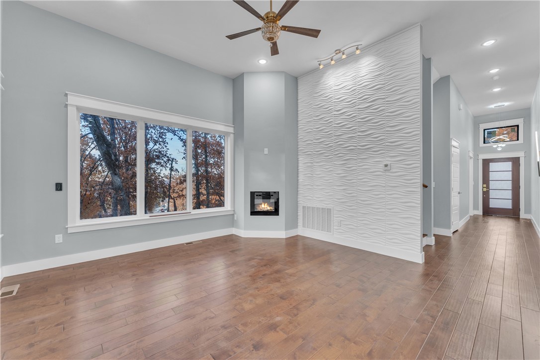 Summit Place Ph Ii - Residential