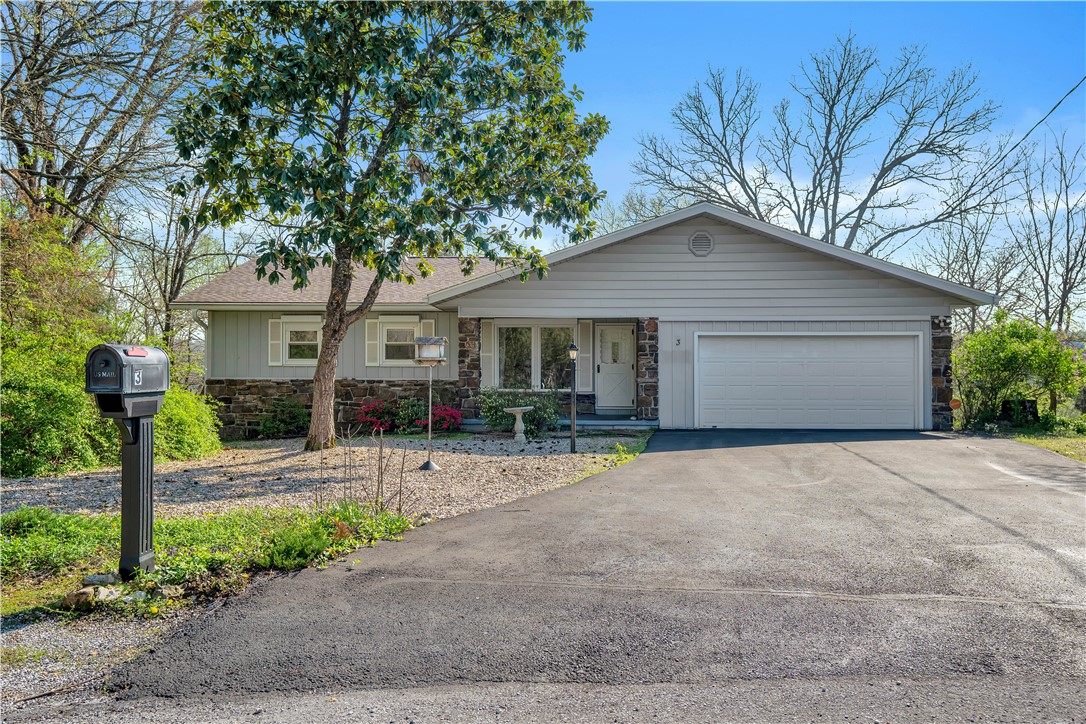 Come see this beautiful Cooper home in Bella Vista! 3 beds, 2 baths, with a living room, a bonus family room, and an extended sunroom, this house has space for everyone!
Enjoy your morning coffee on the nice back deck or on the front porch. You will appreciate that this house is fully fenced, with space for your pets to play!
Inside you'll find a practical floor-plan, with space to make your own. Check out the original blueprints of the home too. This home is being sold by its original owners!
Come see your new home on Tegi Circle today.