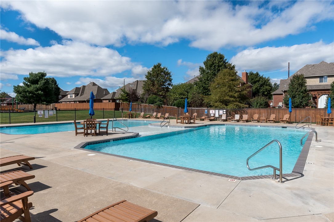 Lochmoor Club Sub Bentonville - Residential