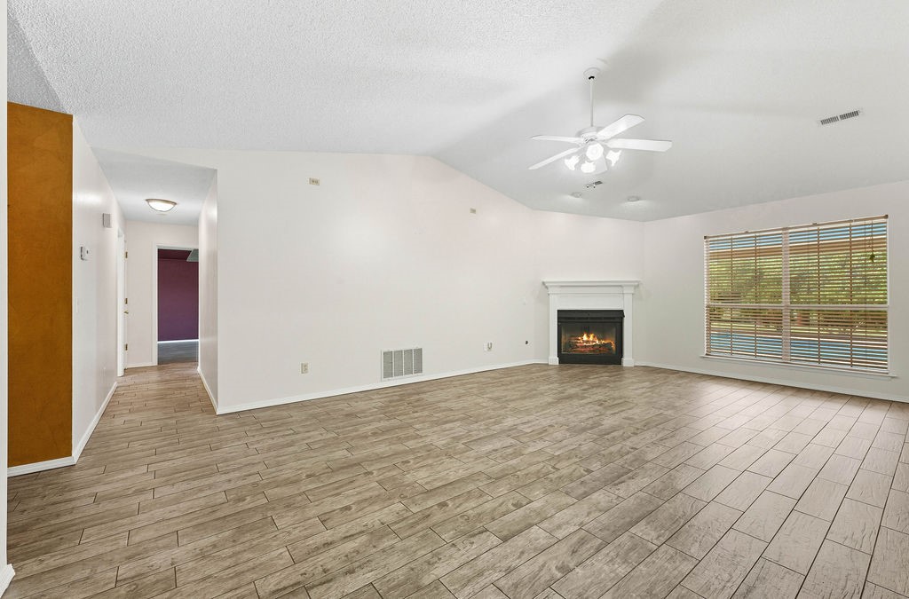 Hill View Sub Rogers - Residential