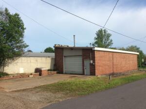 Investors look here-1300sqft commercial building on a corner lot of Main and Alabama in Coal Hill. This building is plumbed for a half bath. Has full utilities. Price to sell. Call for your showing today!