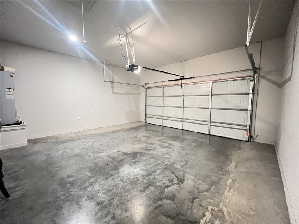 Oak Creek Springdale - Residential Lease