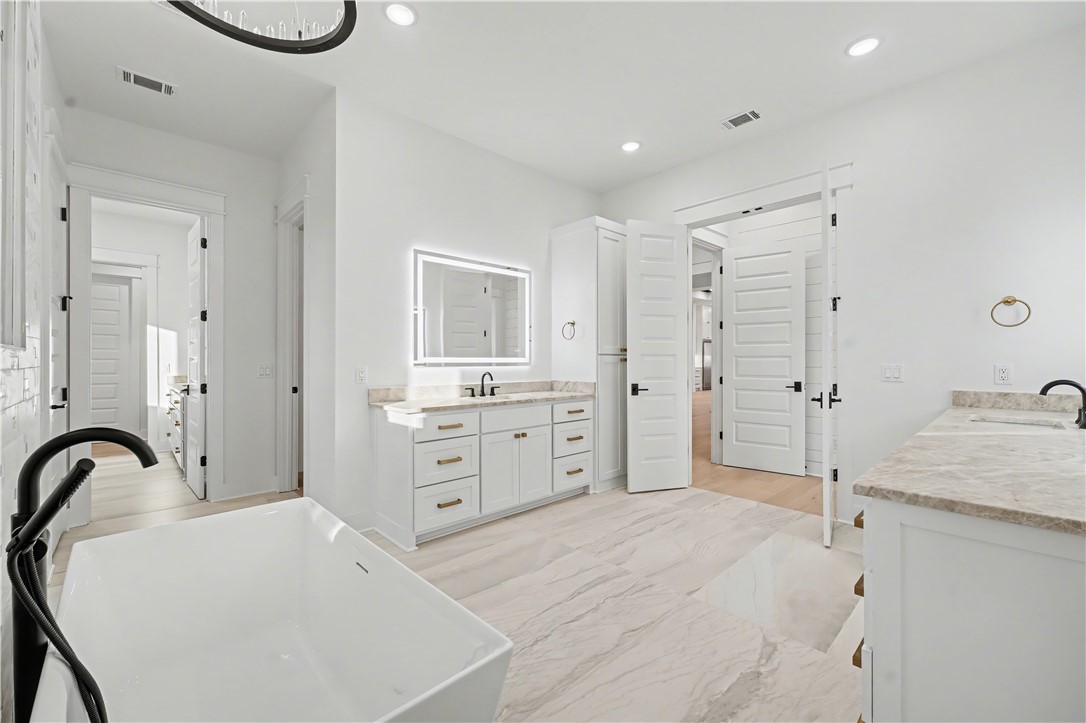 Shelby Forrest - Residential