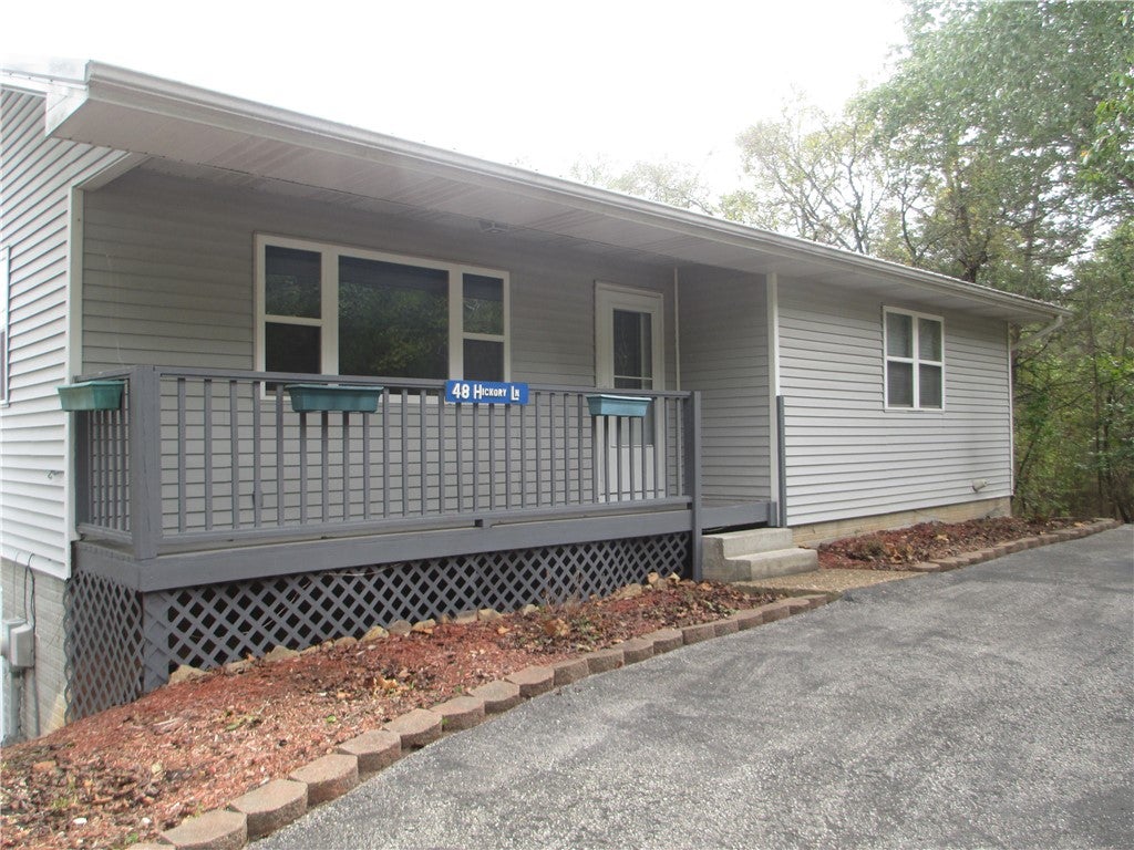 48 Hickory Lane