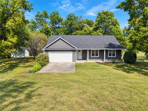 Photo of 450 Elmwood Lane, Noel, MO 64854 (MLS # 1365320)