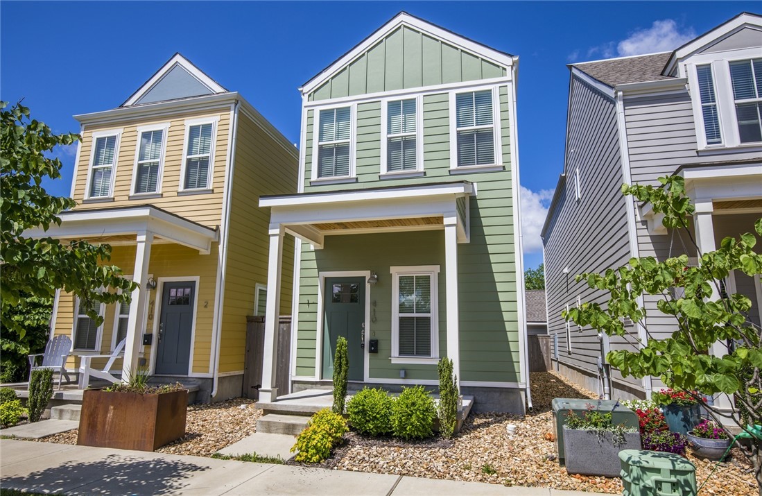 T J Hollands Sub Bentonville - Residential Lease