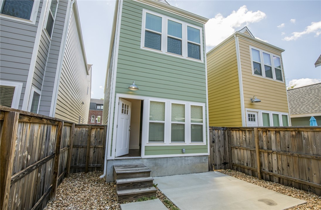 T J Hollands Sub Bentonville - Residential Lease