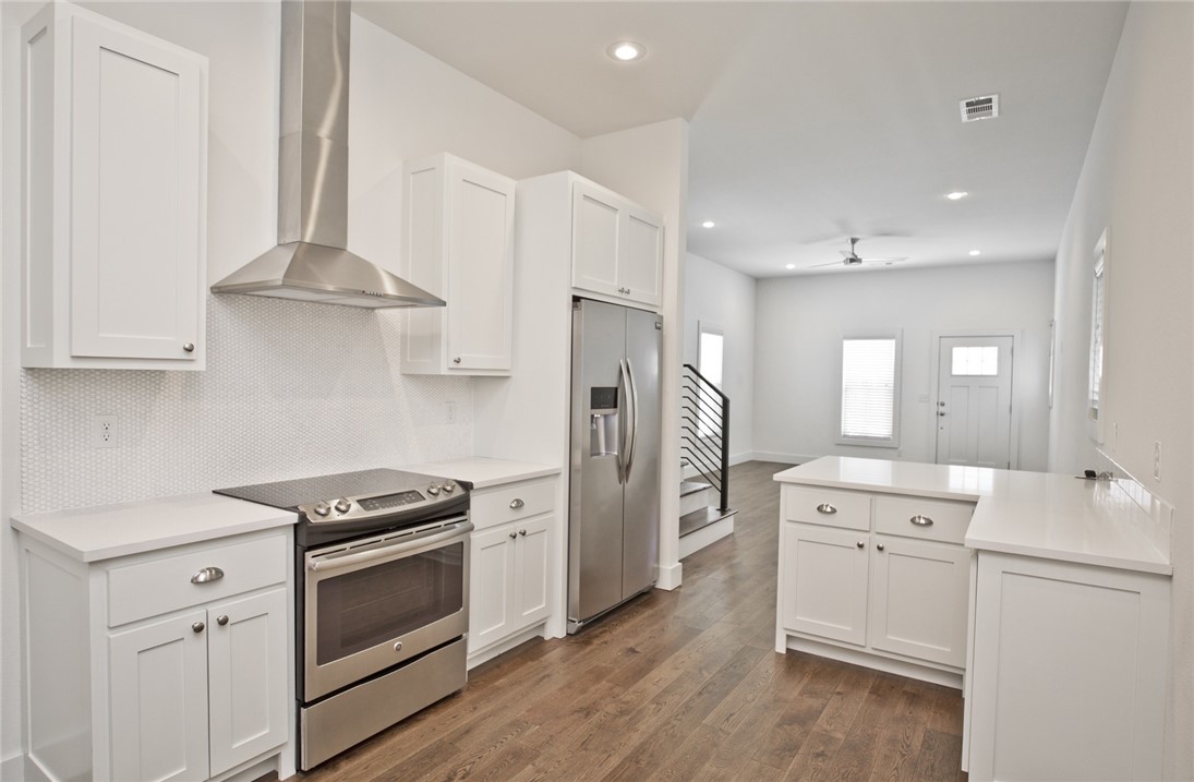 T J Hollands Sub Bentonville - Residential Lease