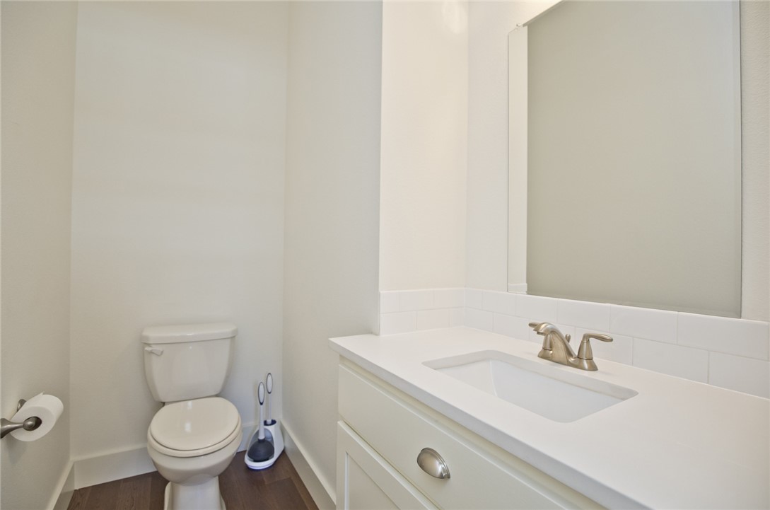 T J Hollands Sub Bentonville - Residential Lease