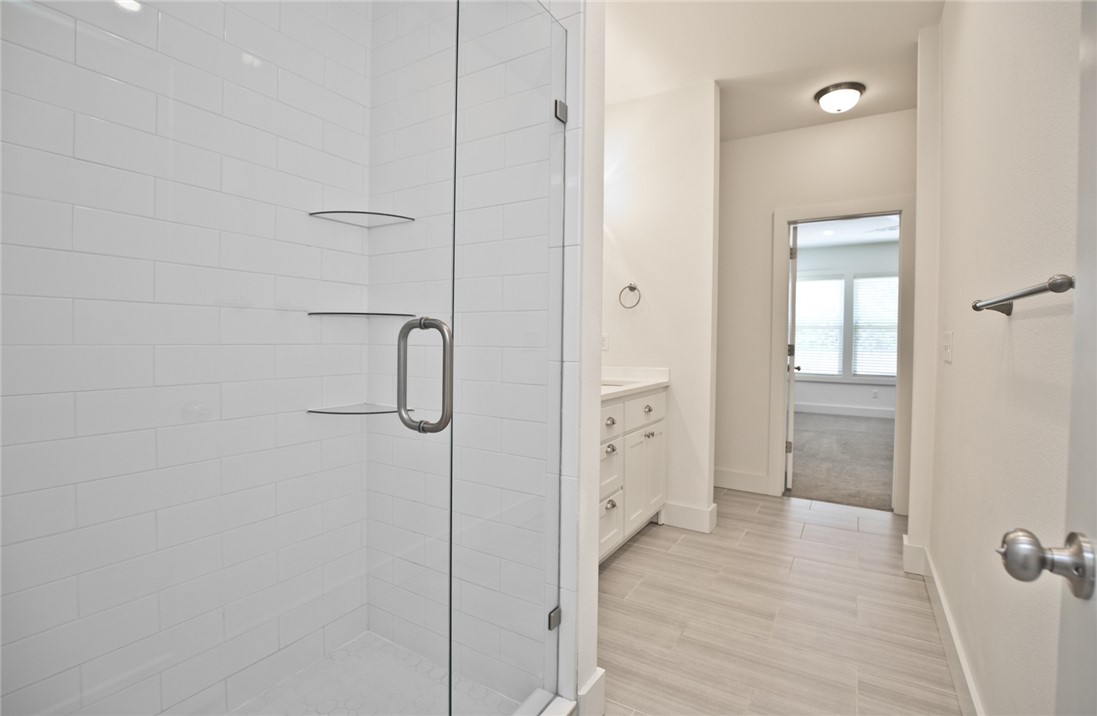 T J Hollands Sub Bentonville - Residential Lease