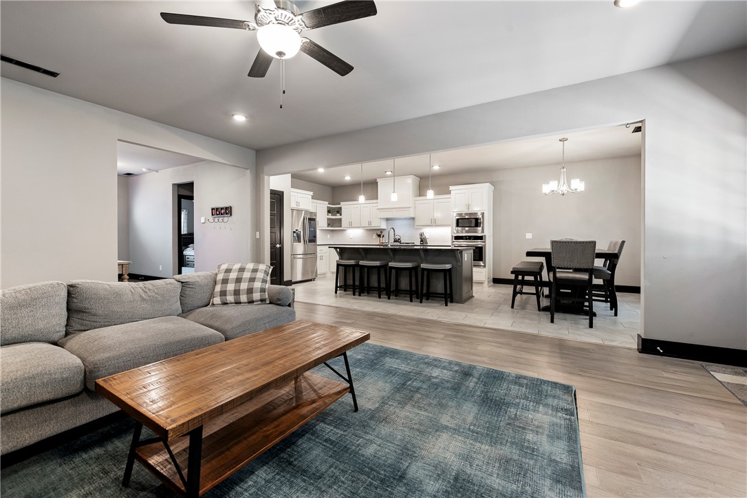 Willowbrook Farms Sub Ph Ii Bentonville - Residential