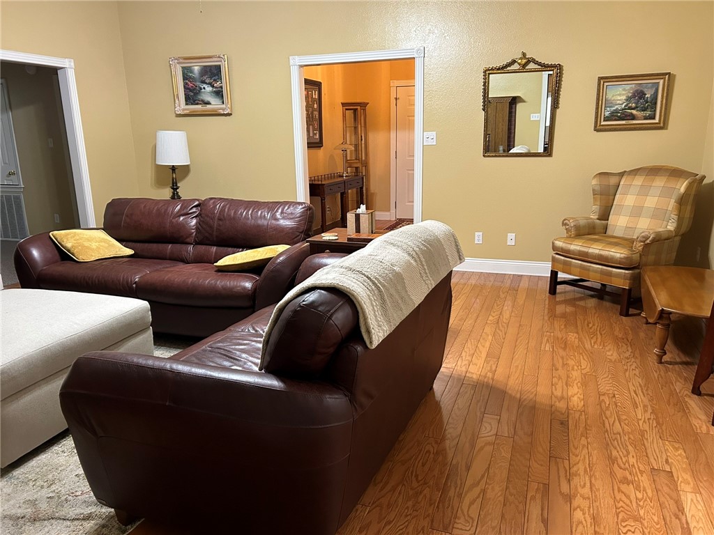 COVE LANDING PHASE I - Residential