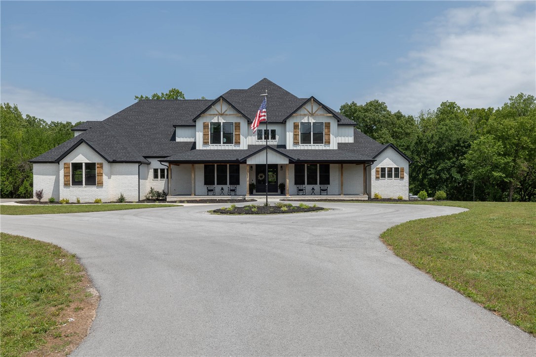 2762 Wilson Lane