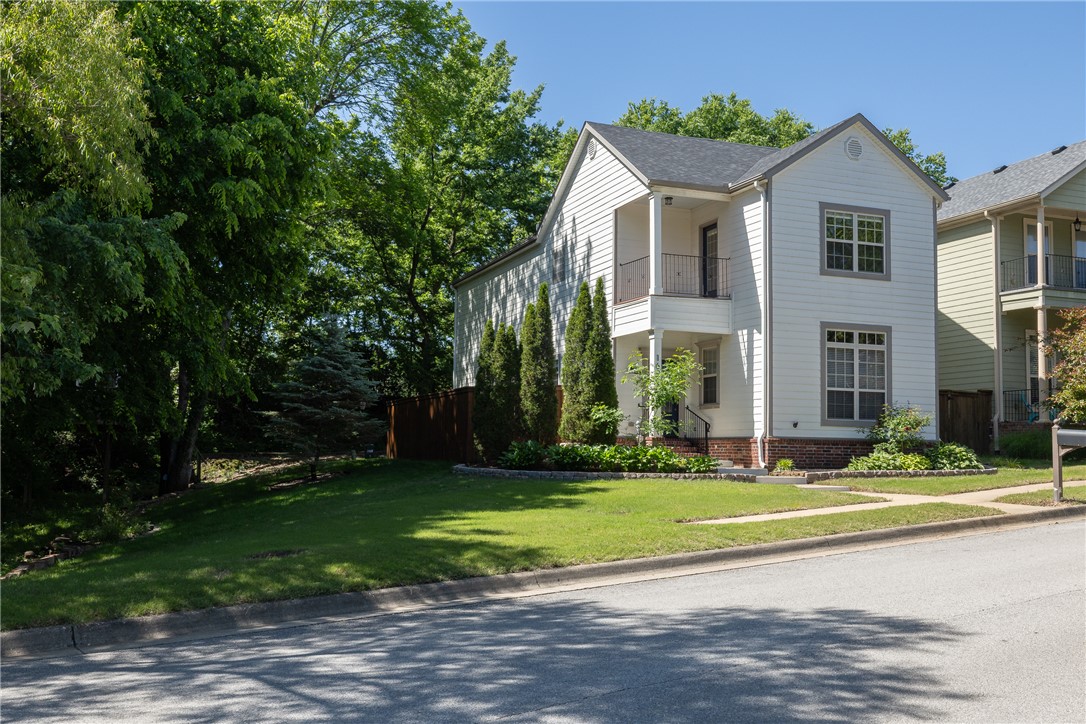 Charleston Place - Residential