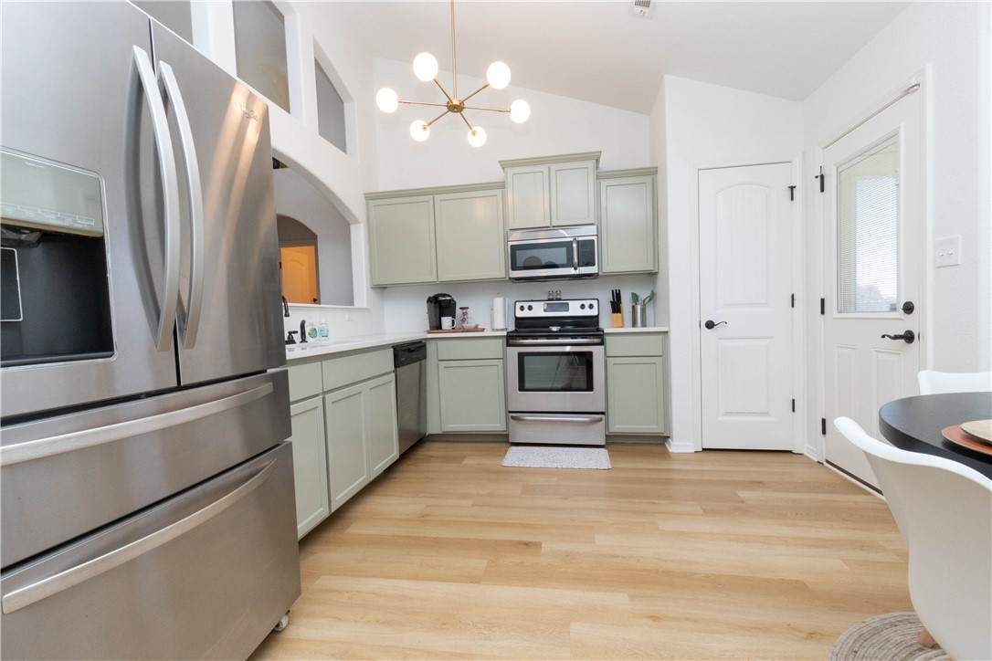 Sand Spgs Sub Ph I Cave Spgs - Residential Lease