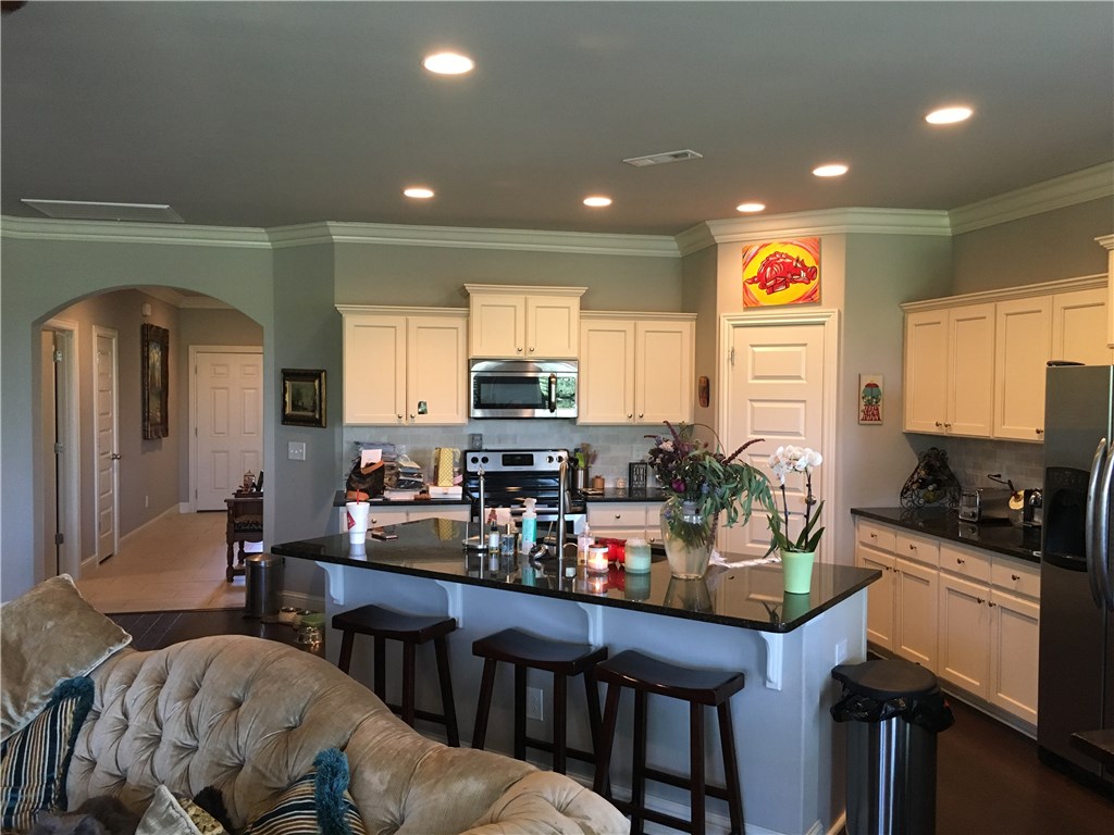 The Hamptons - Residential Lease