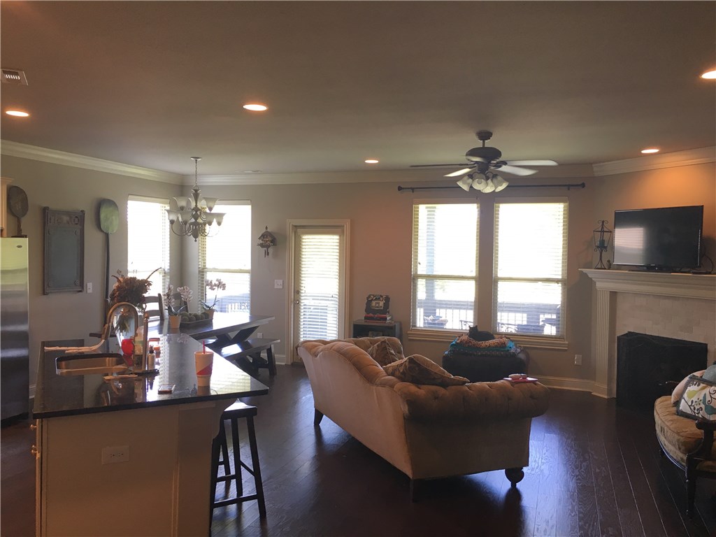 The Hamptons - Residential Lease