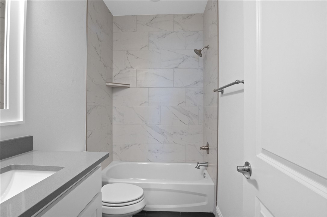 Savannah Estates Rogers - Residential