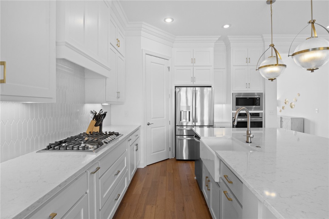 Savannah Estates Rogers - Residential