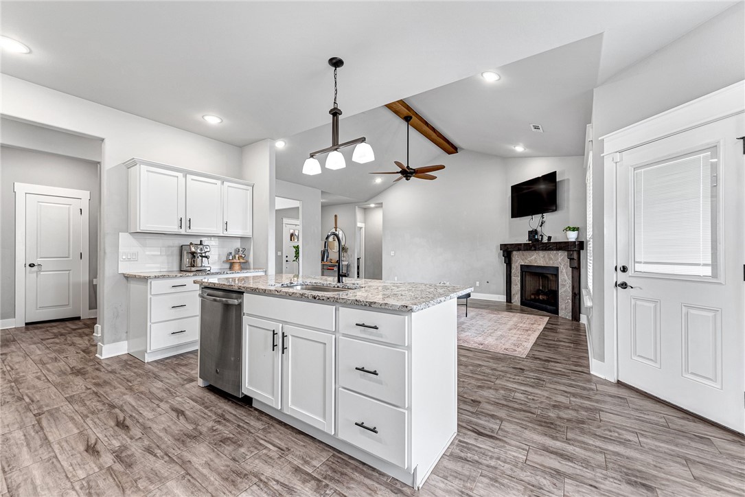 South Pointe Sub Ph I - Residential