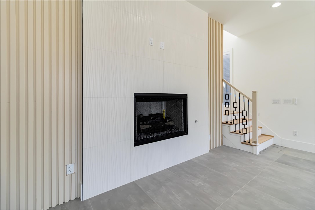 HAPPY HOME SUB-BENTONVILLE - Residential