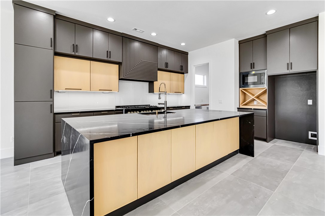 HAPPY HOME SUB-BENTONVILLE - Residential