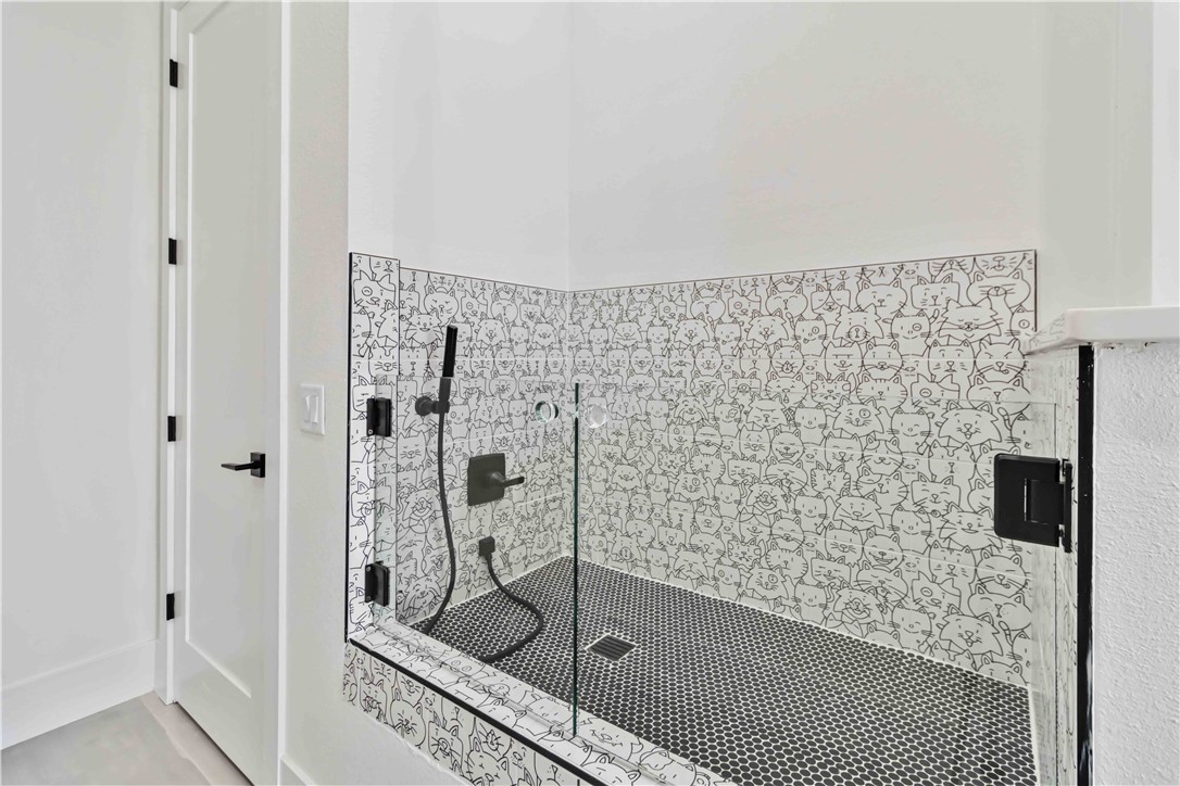 HAPPY HOME SUB-BENTONVILLE - Residential