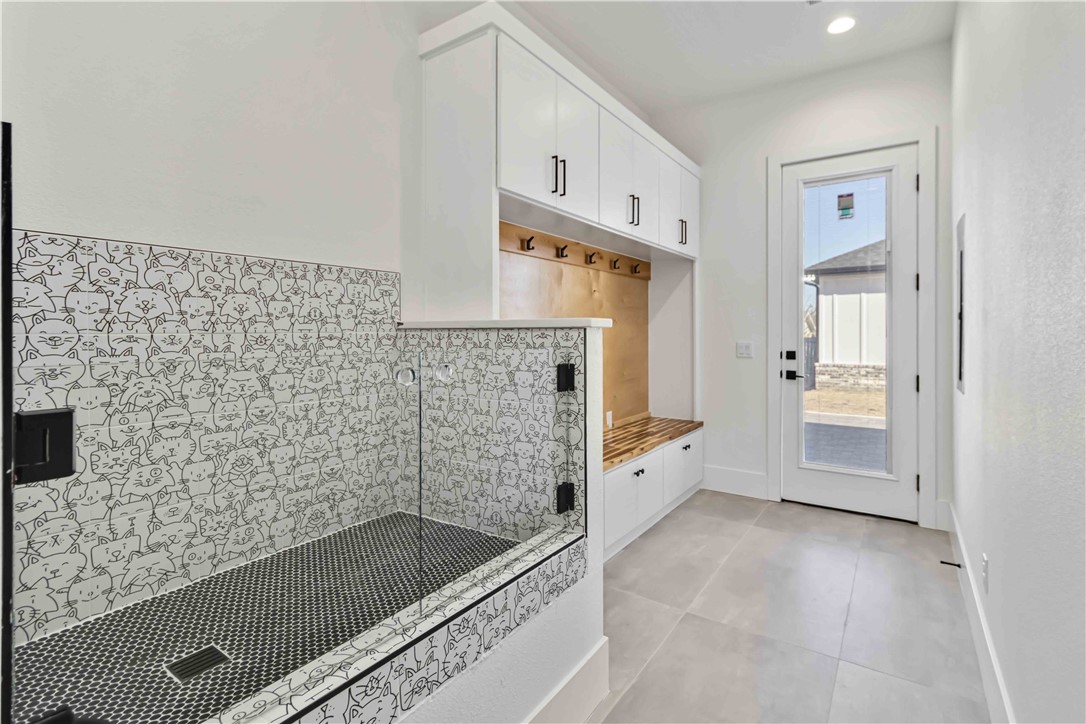 HAPPY HOME SUB-BENTONVILLE - Residential