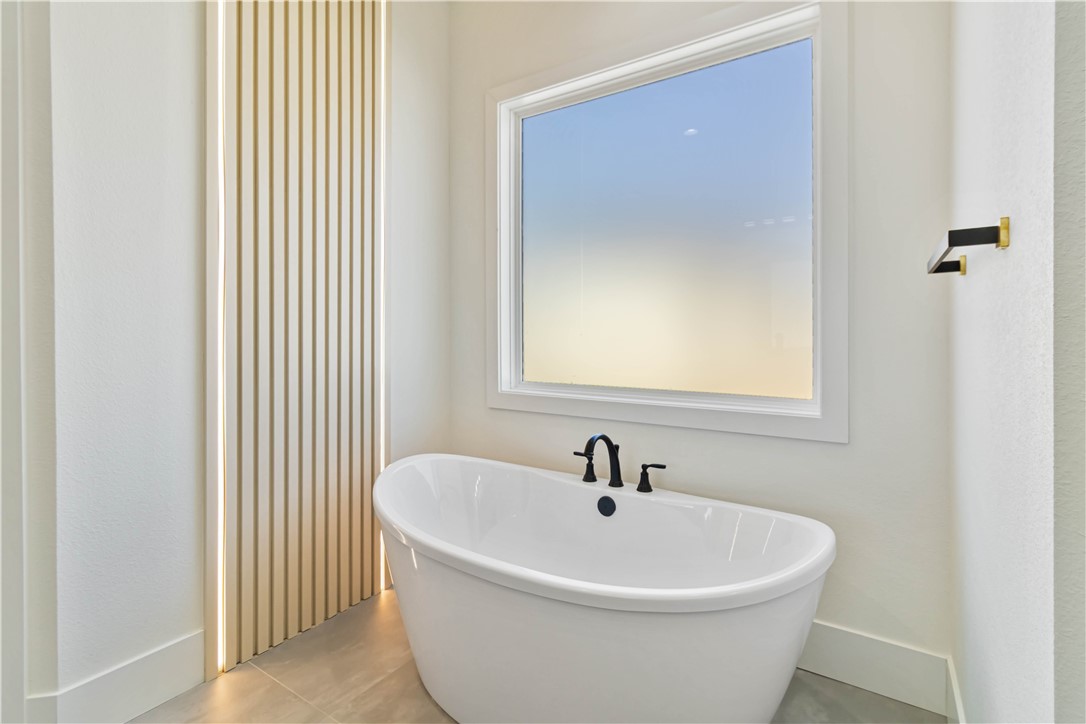 HAPPY HOME SUB-BENTONVILLE - Residential