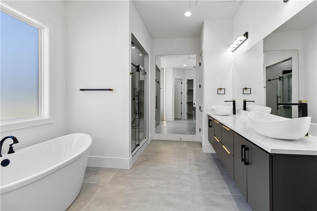 HAPPY HOME SUB-BENTONVILLE - Residential