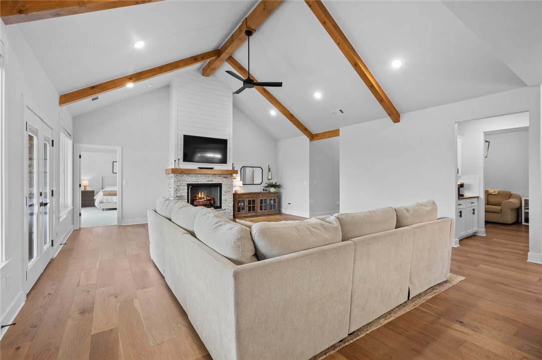Maple Estates Ph Ii Centerton - Residential