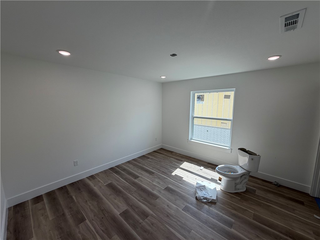 Ora & Sang - Residential Lease