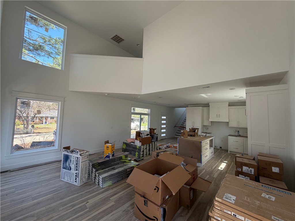 Ora & Sang - Residential Lease