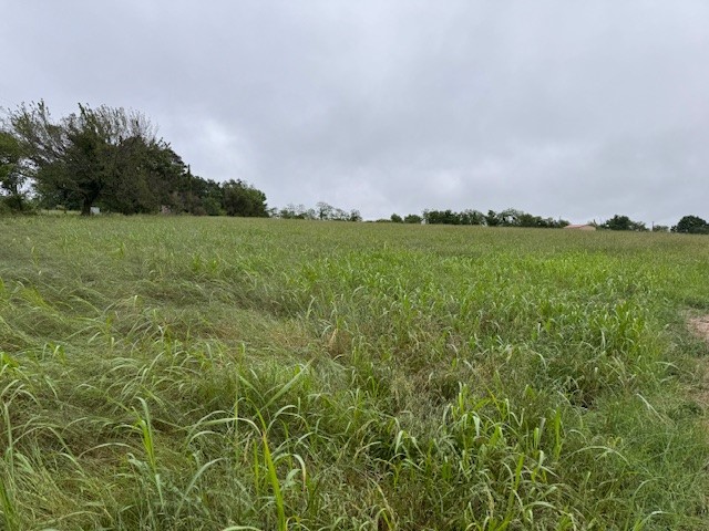 These are flat, open 33 acres. There is an easement to Hwy 62 if an individual needs to run utilitiess for a subdivision. Property does have a cell tower, but no income from the tower electricity & it does have a good well. Pump may need to be updated. Close to Lincoln. Could work for commercial. Agent owned