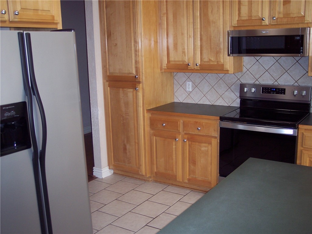 Champions Estates Rogers - Residential