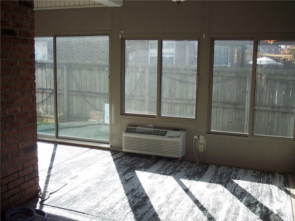 Champions Estates Rogers - Residential