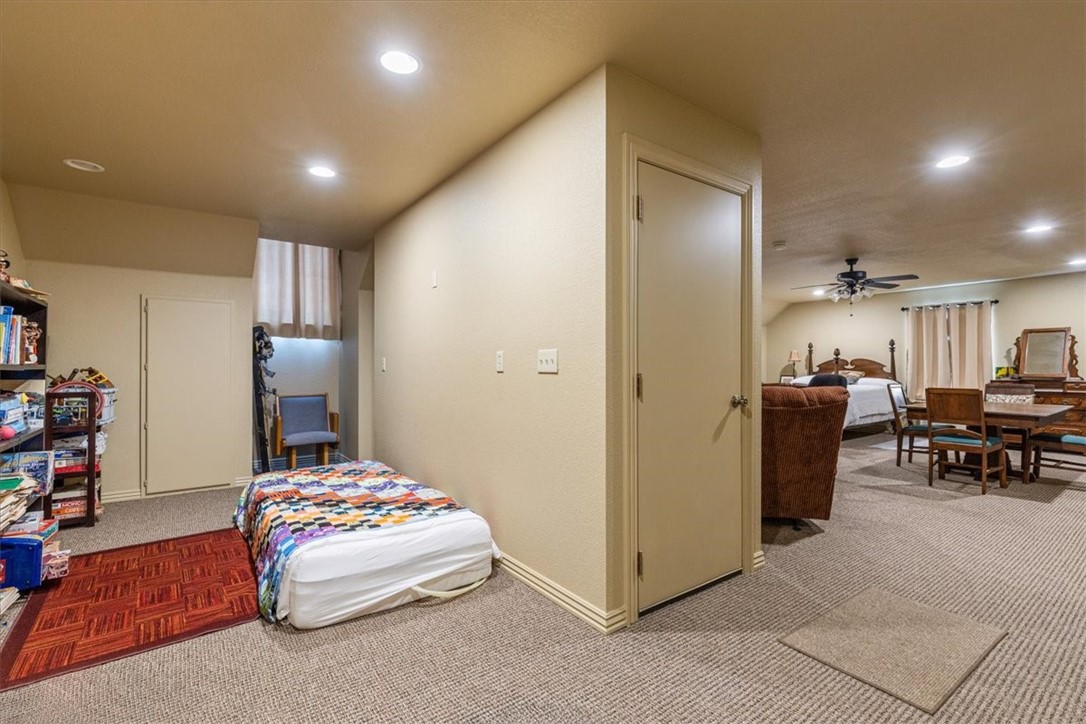 Summerbrook Place - Residential