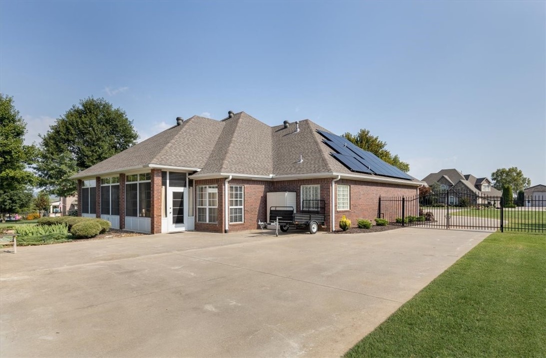 Summerbrook Place - Residential