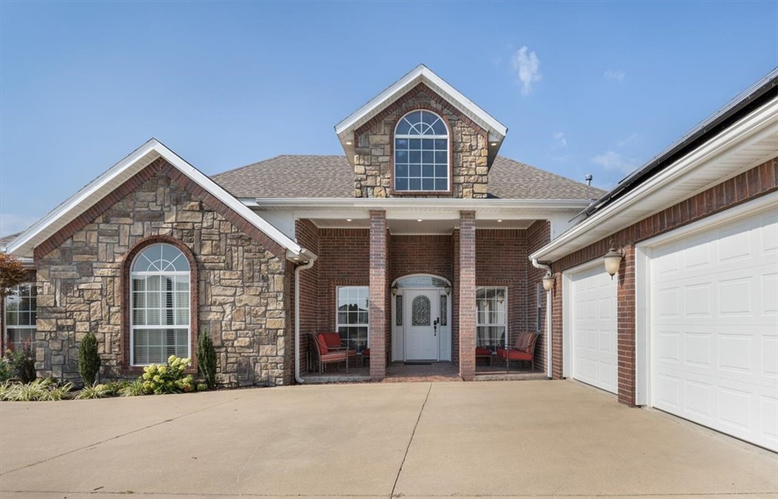 Summerbrook Place - Residential