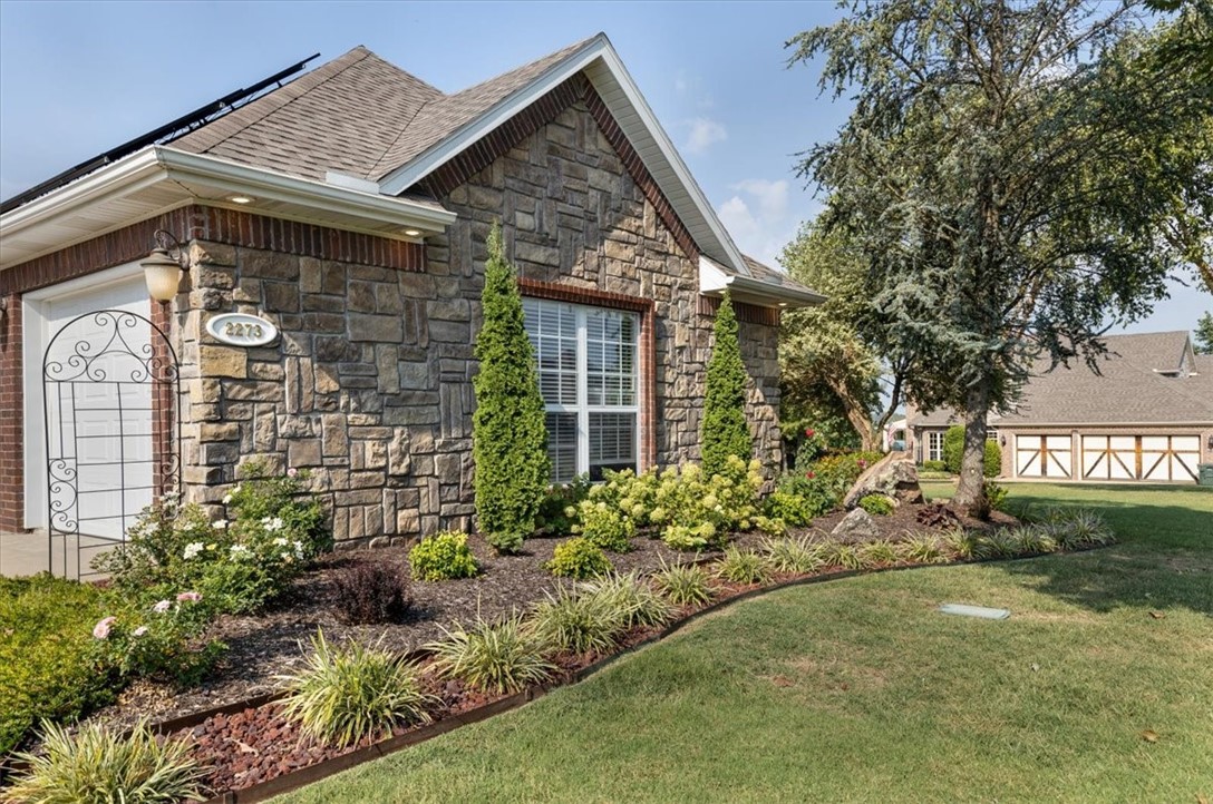 Summerbrook Place - Residential