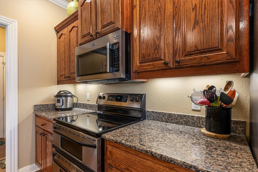 Summerbrook Place - Residential